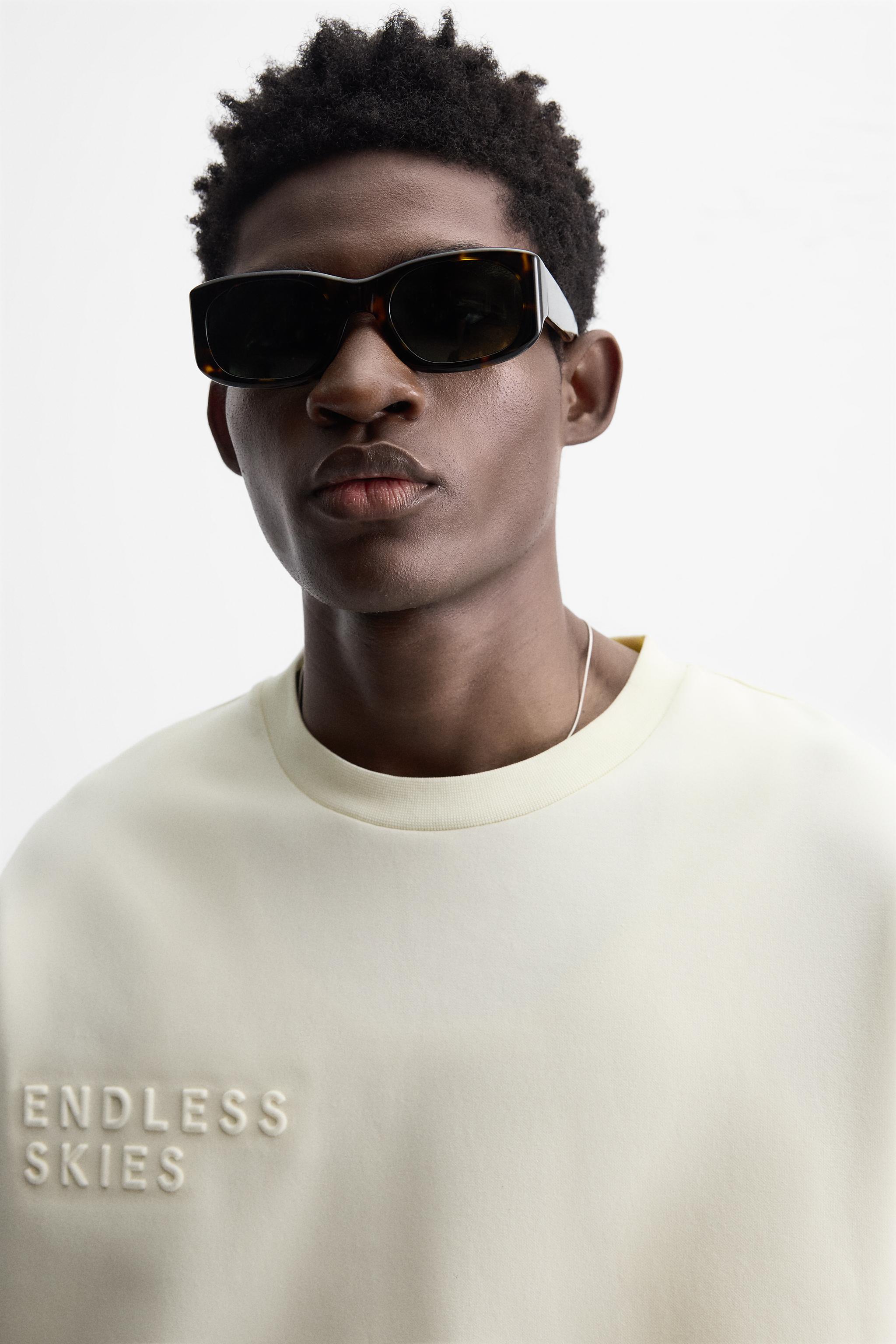 ENGRAVED TEXT T-SHIRT